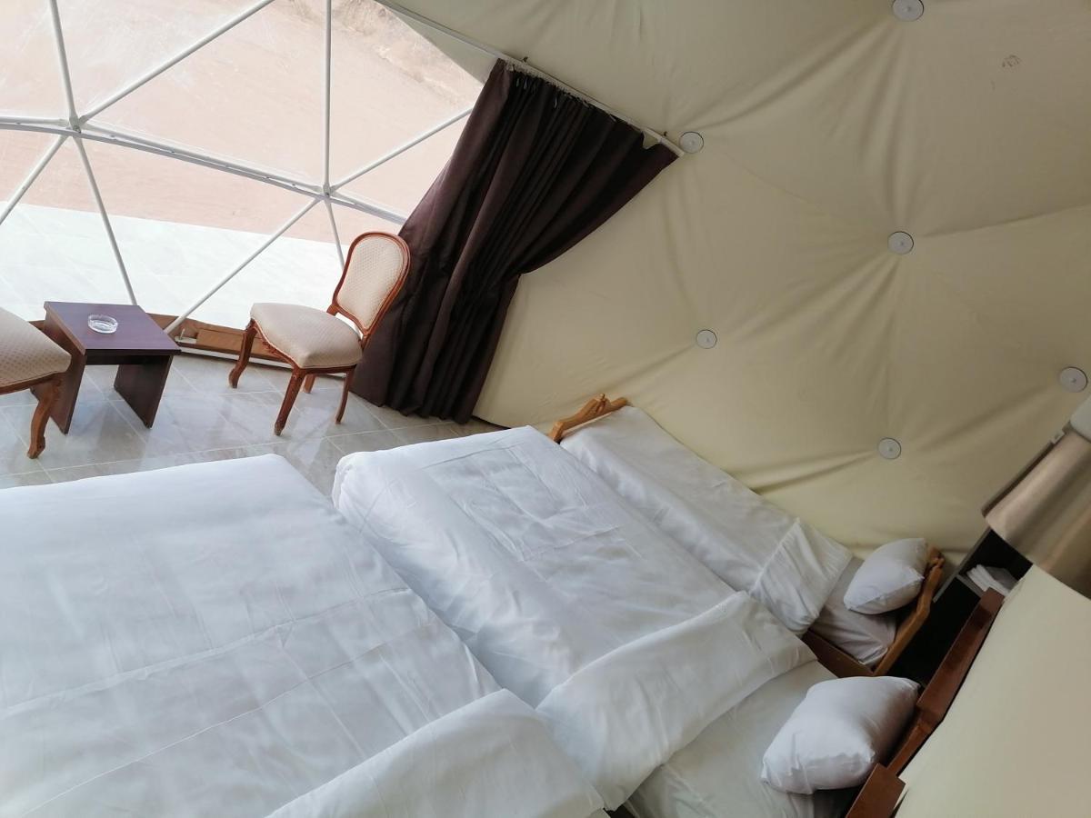 Отель Sara Luxury Camp Вади-Рам Экстерьер фото
